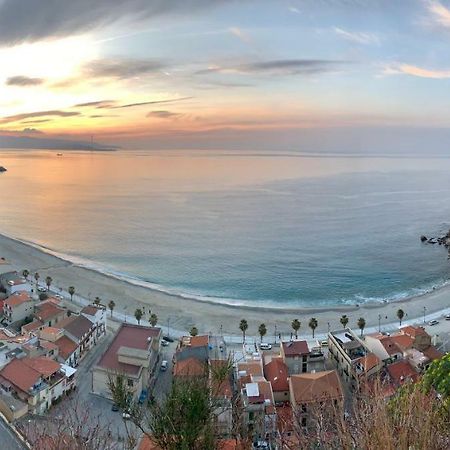 B&B Scilla Mare Екстериор снимка